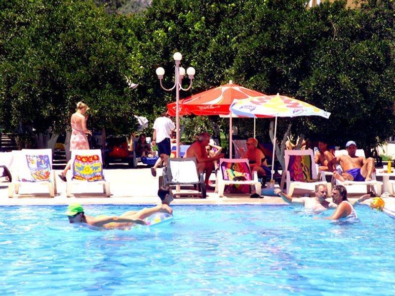 Selcukhan Hotel Beldibi  Bagian luar foto